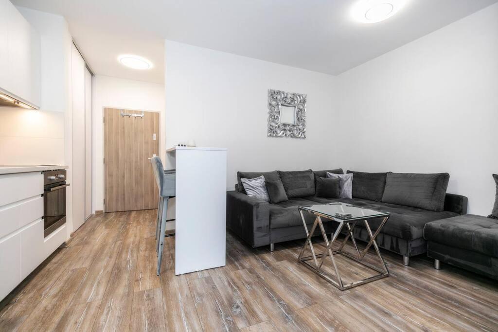 Image 3 of ALURE RESIDENCES 1 & 24h self check-in, free parking in front of the apartment building, new building, terrace, cafe with breakfast in the apartment building, next to the aqua park