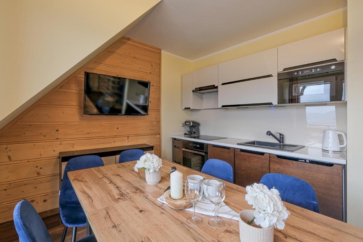 Image 4 of Apartament Królewska 13 z widokiem na góry i jacuzzi, Odkryj-Zakopane