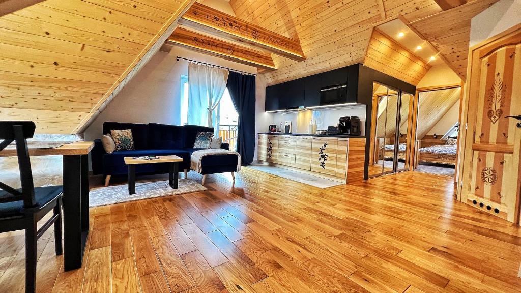 Image 1 of Apartamenty “Podwika” rodzinne z widokiem na góry – Zakopane