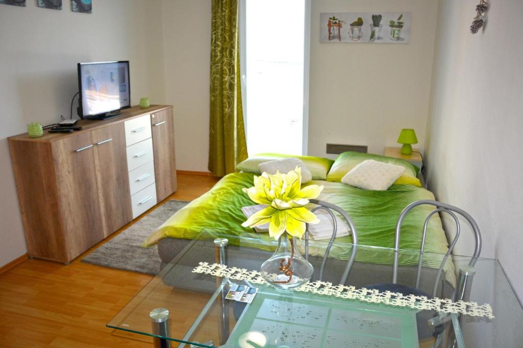 Image 1 of Apartman De Luxe