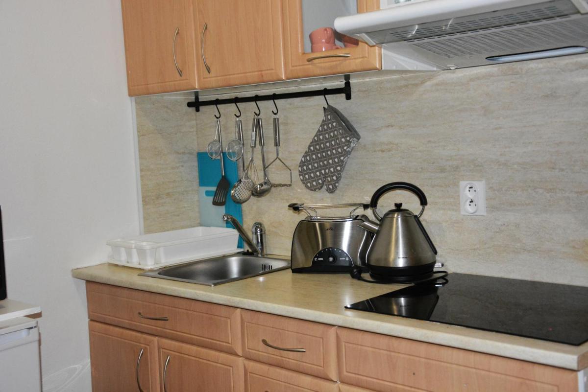 Image 3 of Apartman De Luxe