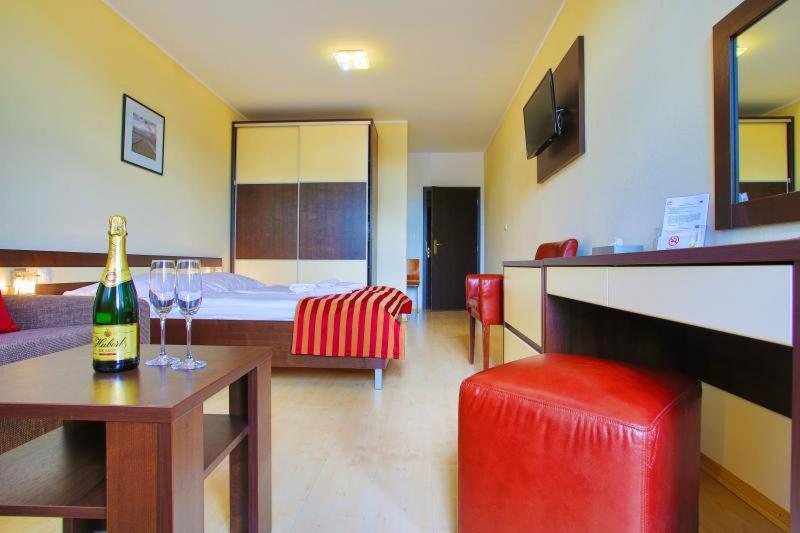 Image 1 of Apartmán Štúdio Lux s terasou Harmony v Thermal Parku Bešeňová s výhľadom na bazény