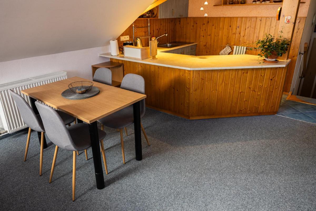 Image 3 of Apartmán pod lesom
