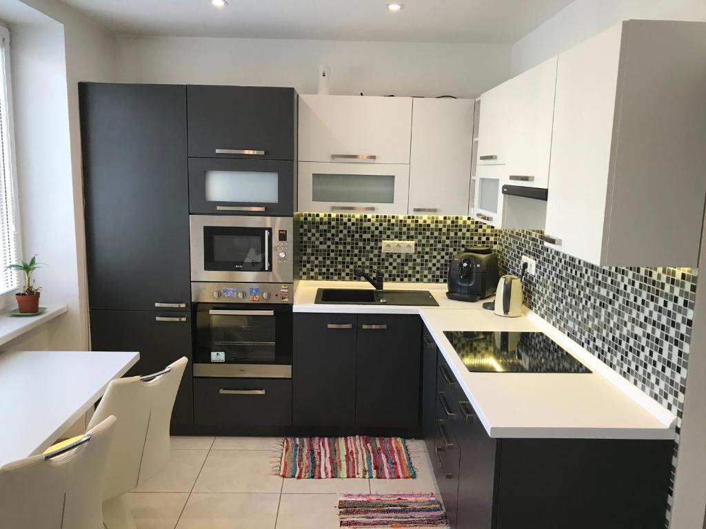 Image 1 of Apartmán v úplnom centre