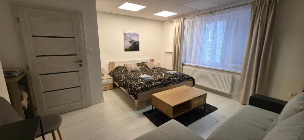 Image 1 of Apártmany v centre – vlastná izba so spoločnou kuchyňou a kúpeľnou môže byť zdieľaná 2 inými izbami