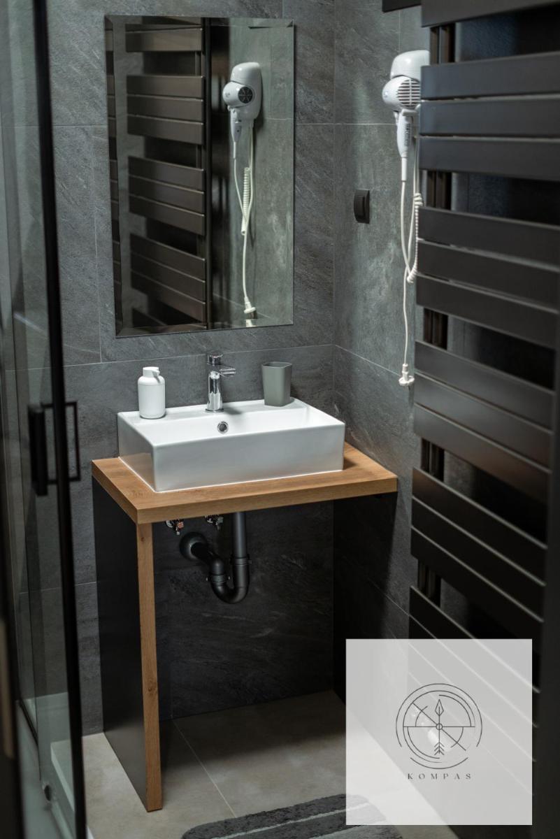 Image 4 of Apartment Kompas
