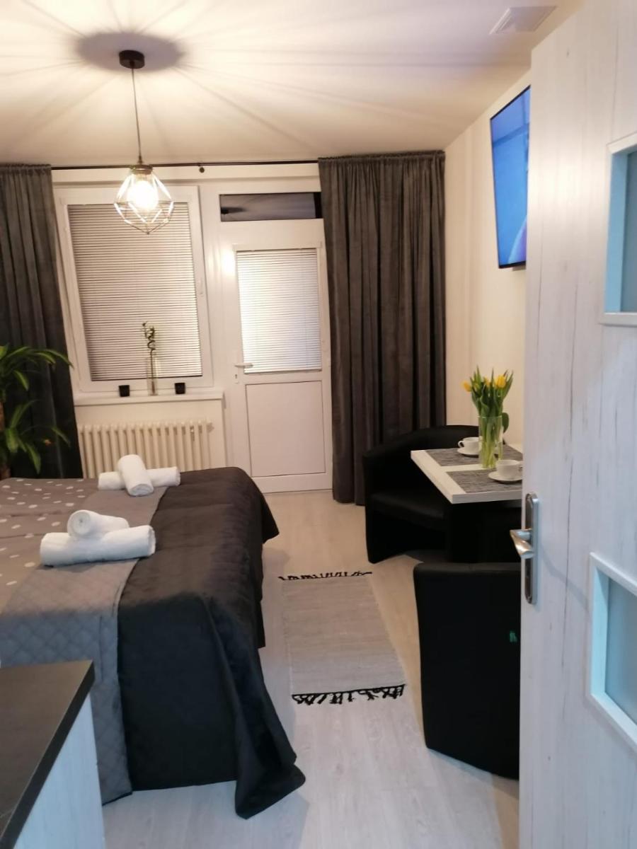 Image 3 of Apartment Nina