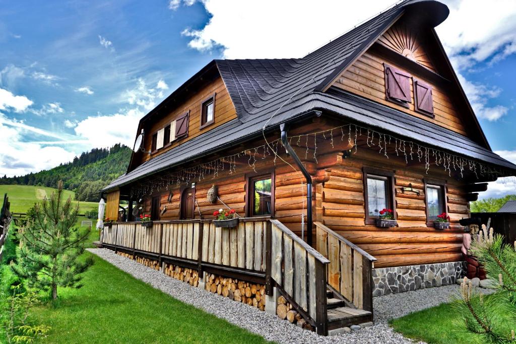 Image 1 of Bačova drevenica