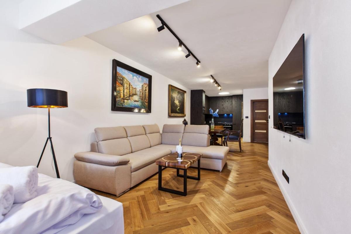Image 5 of Brezno Central Apartments