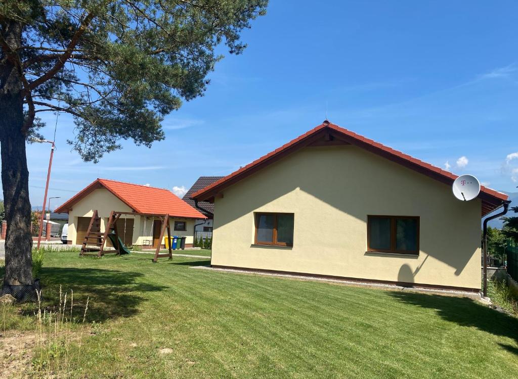 Image 1 of Bungalow