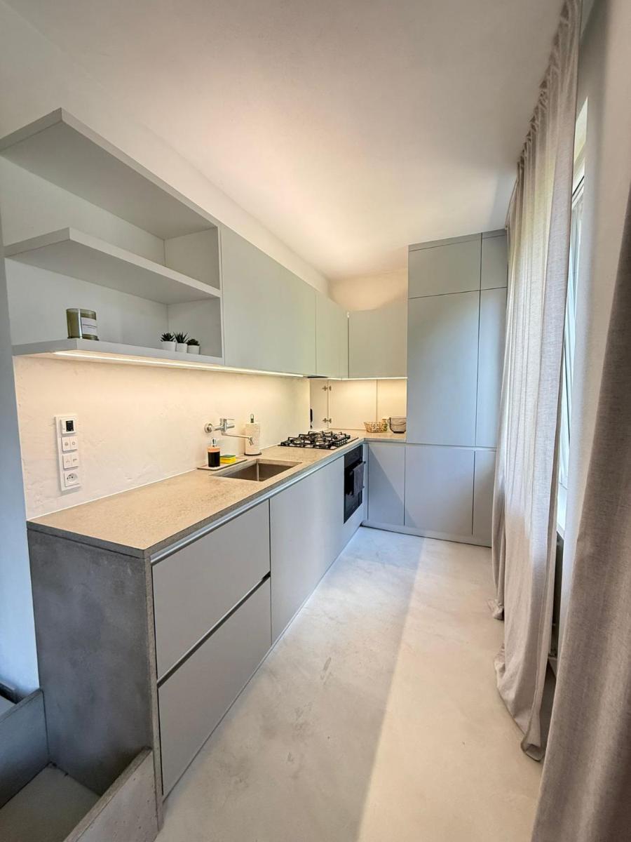 Image 4 of Central & Modern Apartment