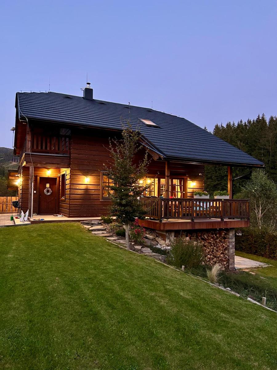 Image 4 of Chalet Family