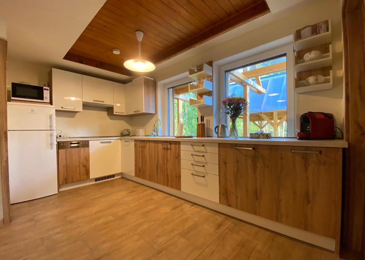 Image 4 of Chalet Green Park