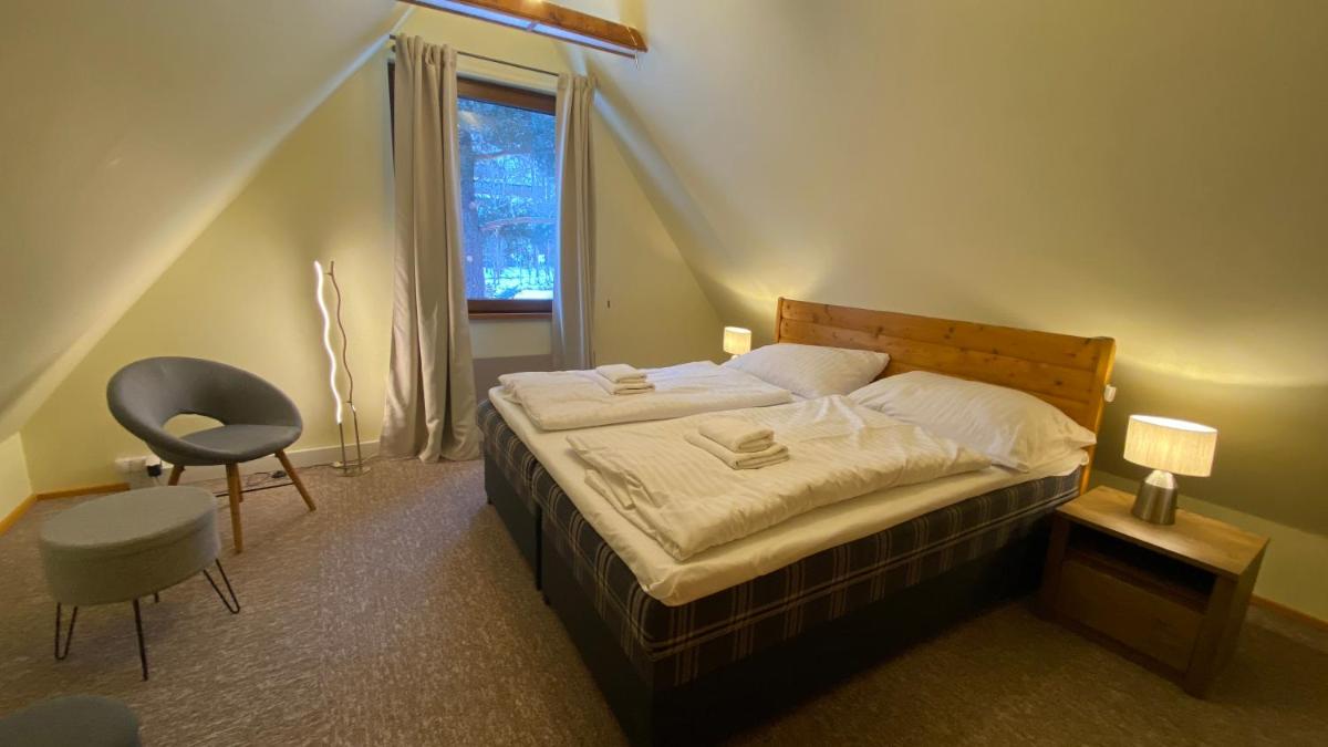 Image 2 of Chalet Green Park