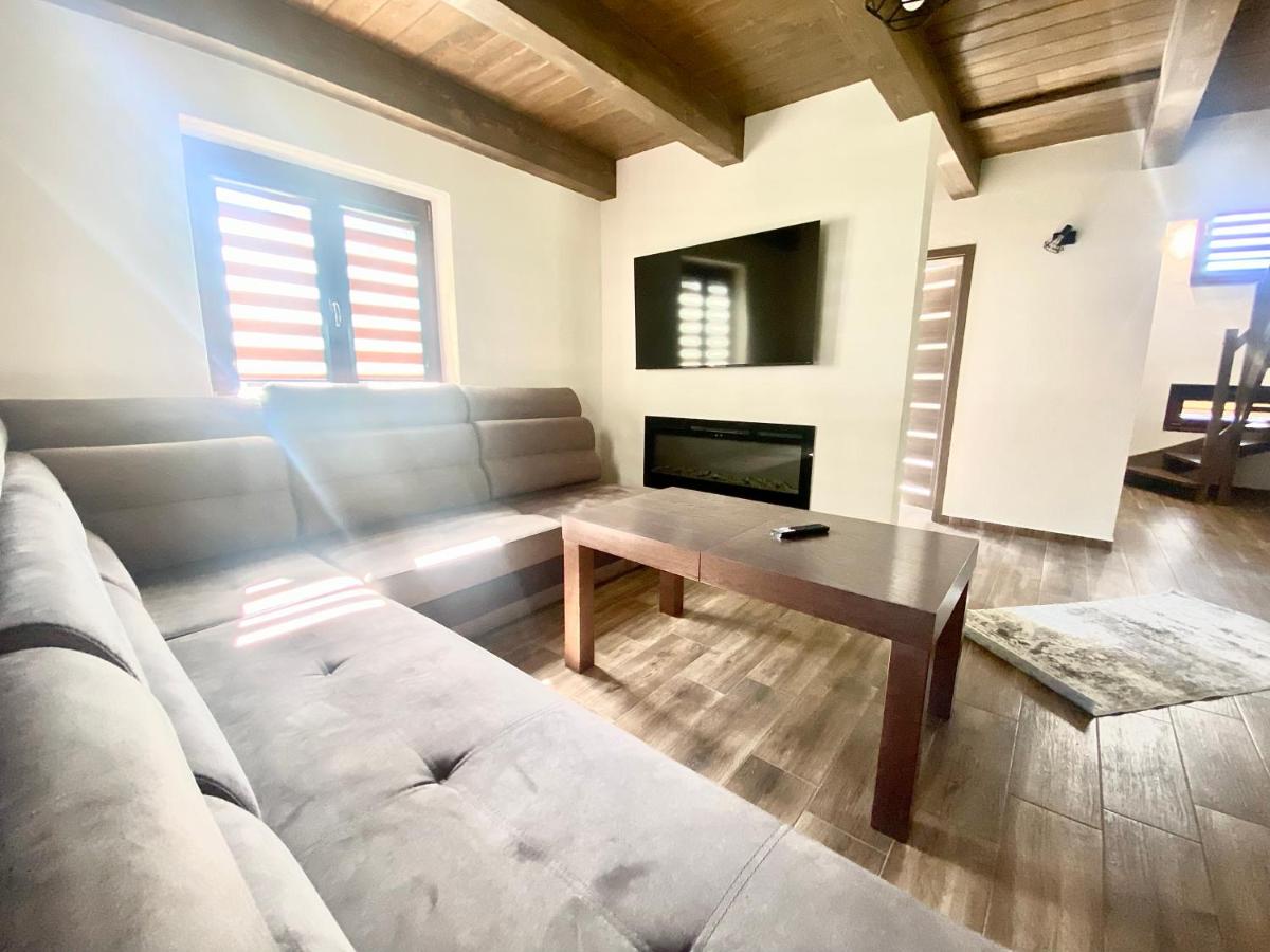 Image 3 of Chalet Rosa