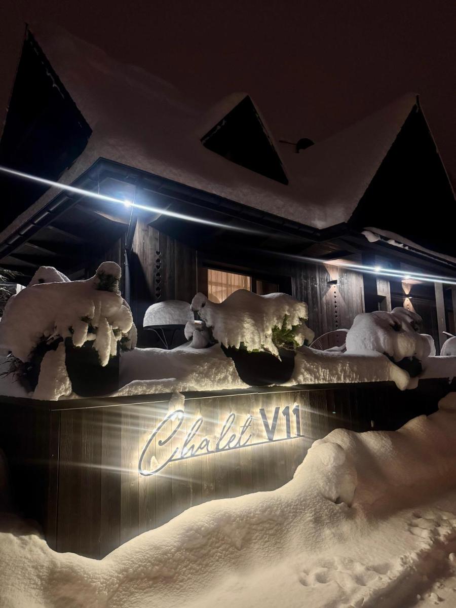 Image 5 of Chalet V11 by Villa 11 Folk & Design