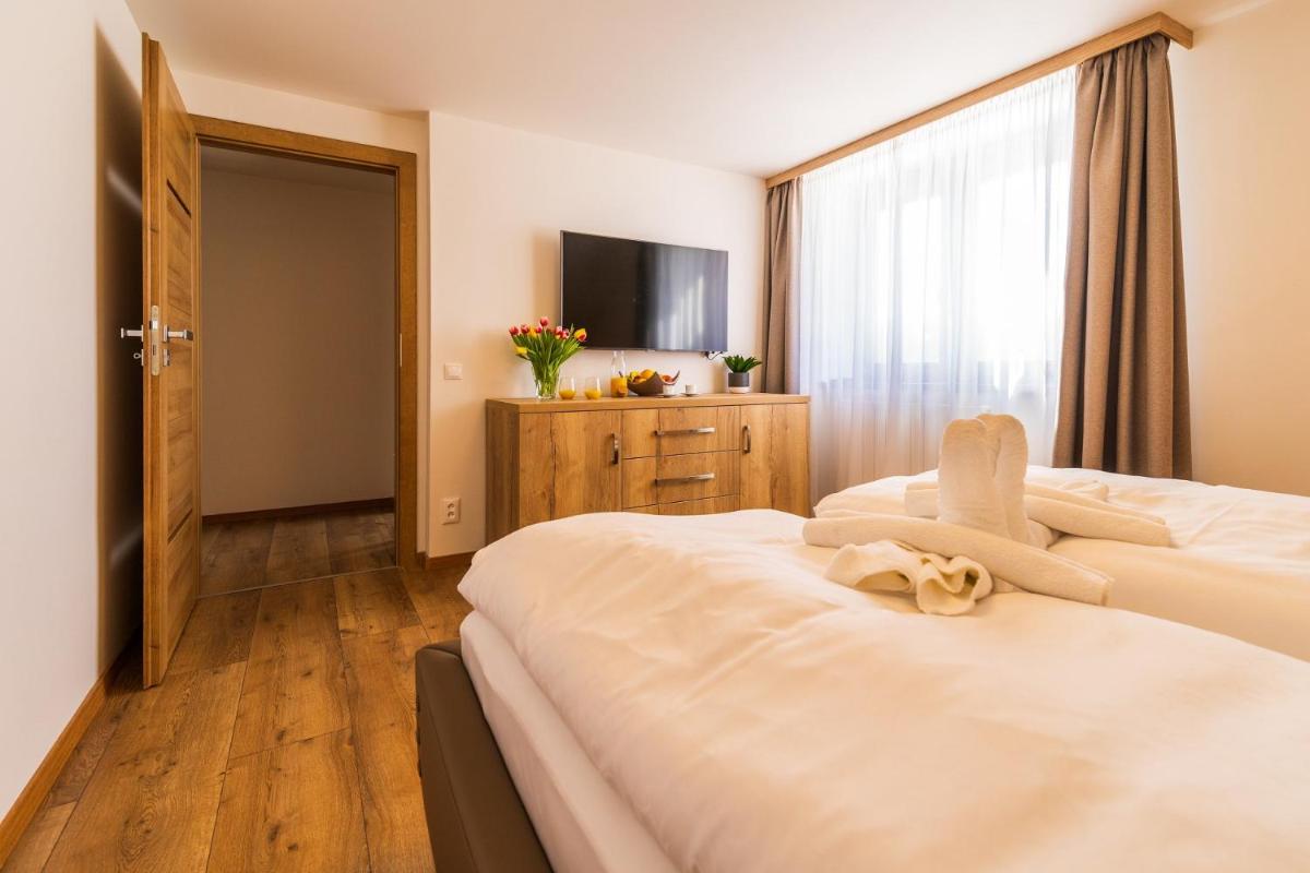 Image 4 of Chalets Gardenia