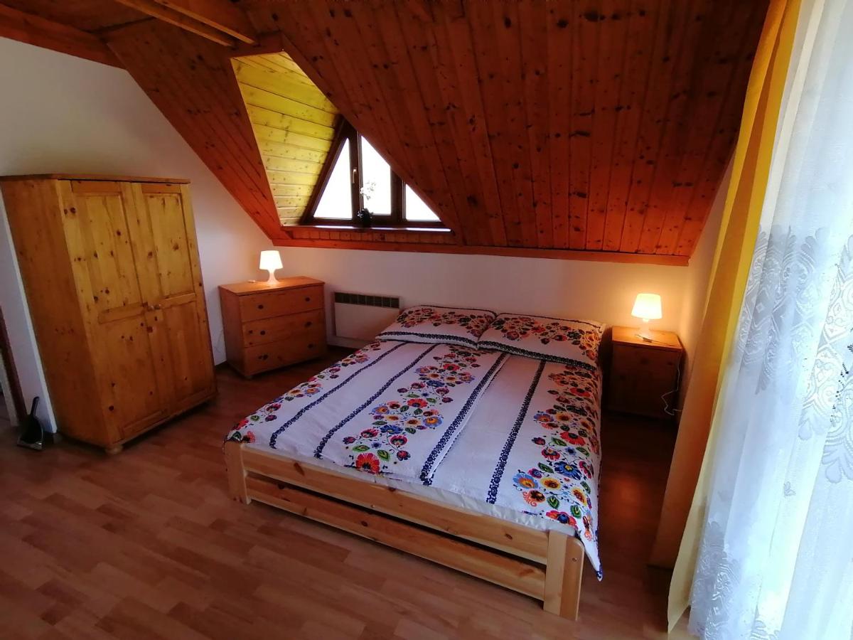 Image 3 of Chata Evijan