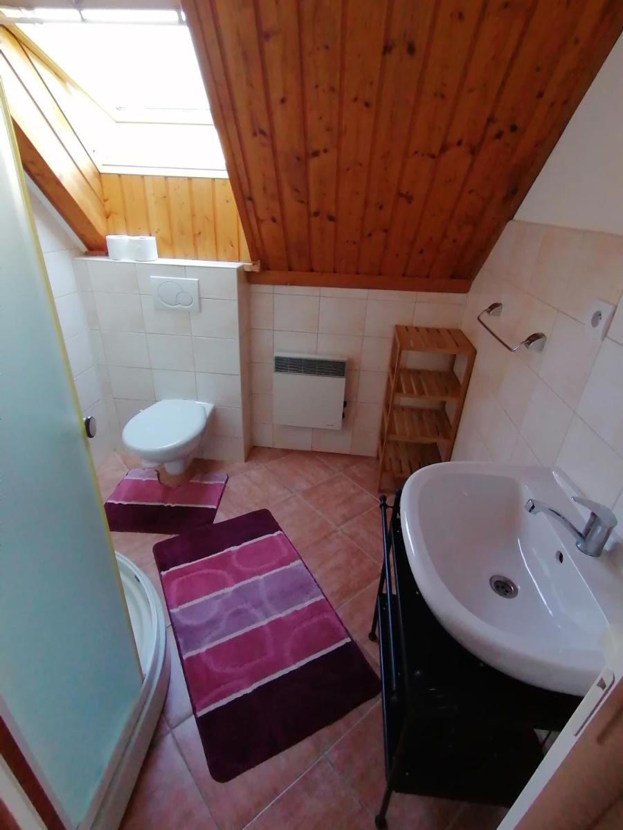 Image 2 of Chata Evijan