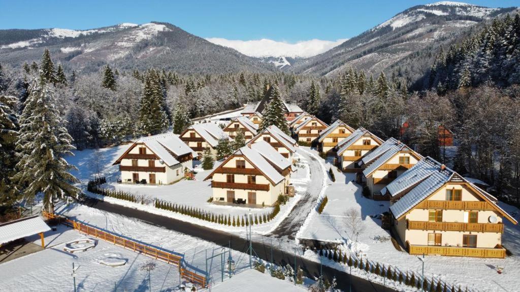 Image 1 of Chaty a apartmány Kúria na Táľoch, Tále – Chopok JUH