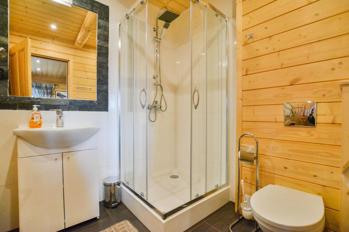 Image 3 of Domki na Brzyzku z jacuzzi i widokiem na góry