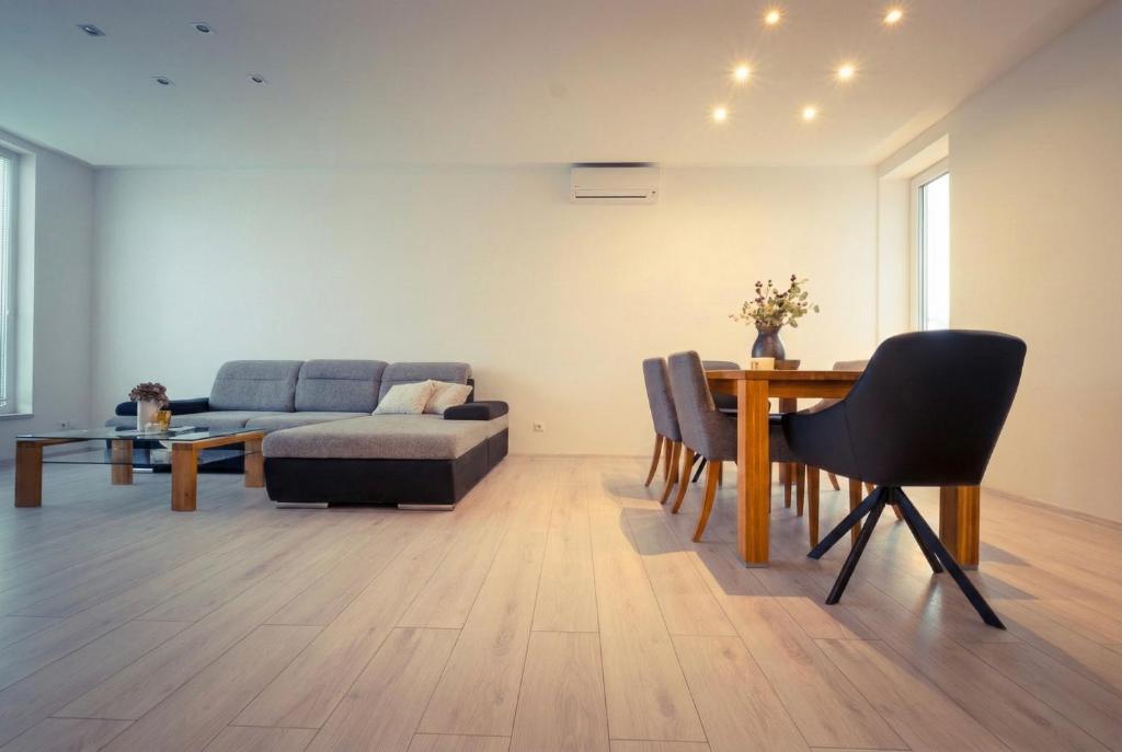 Image 1 of Exkluzívny penthouse 145 m2 s panoramatickou strešnou terasou 130 m2