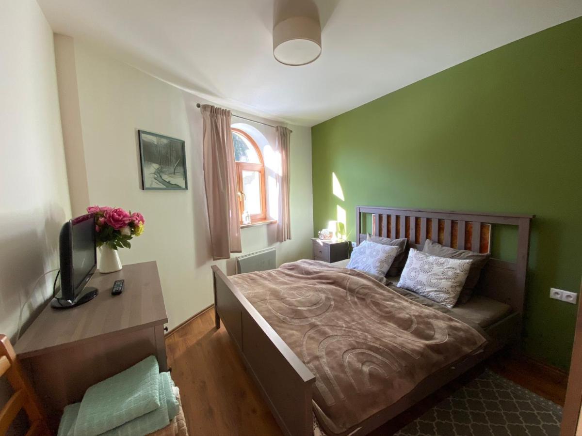 Image 2 of Family Apartment Tále