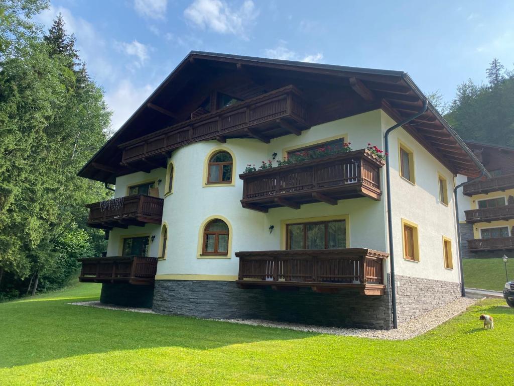 Image 1 of Family Apartment Tále