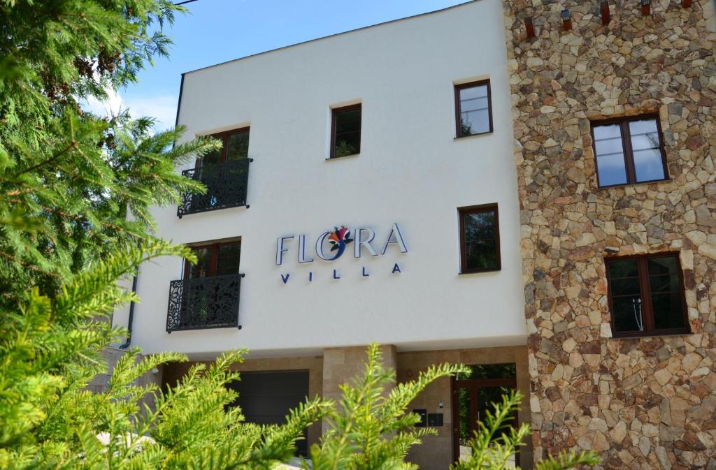 Image 1 of FloraVilla