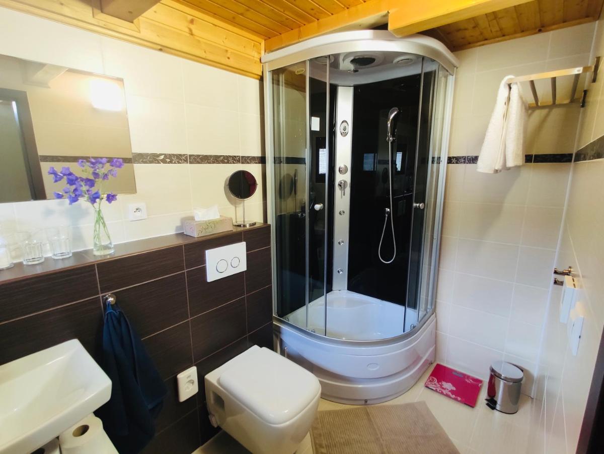 Image 3 of Grand Spa Holiday Home