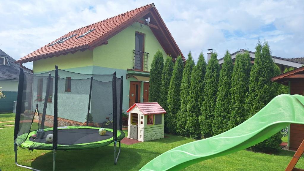 Image 1 of Green cottage Besenova