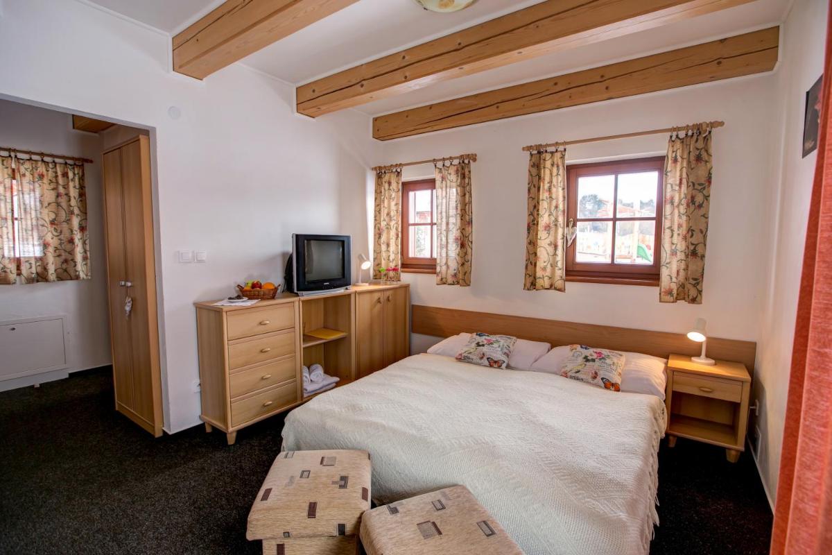 Image 3 of Greta Resort