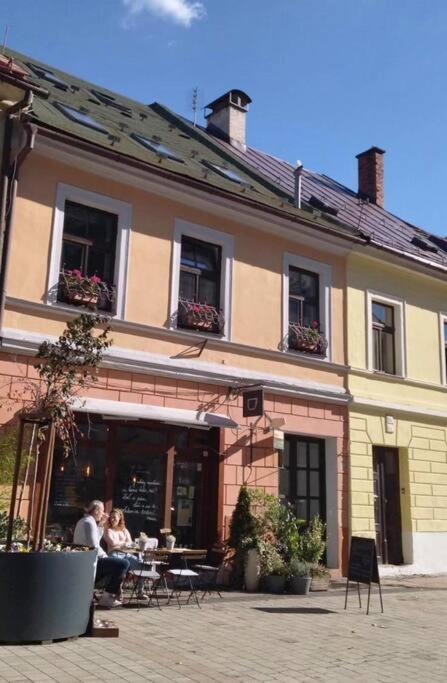 Image 5 of Historický apartmán v centre mesta-2min pešo na námestie