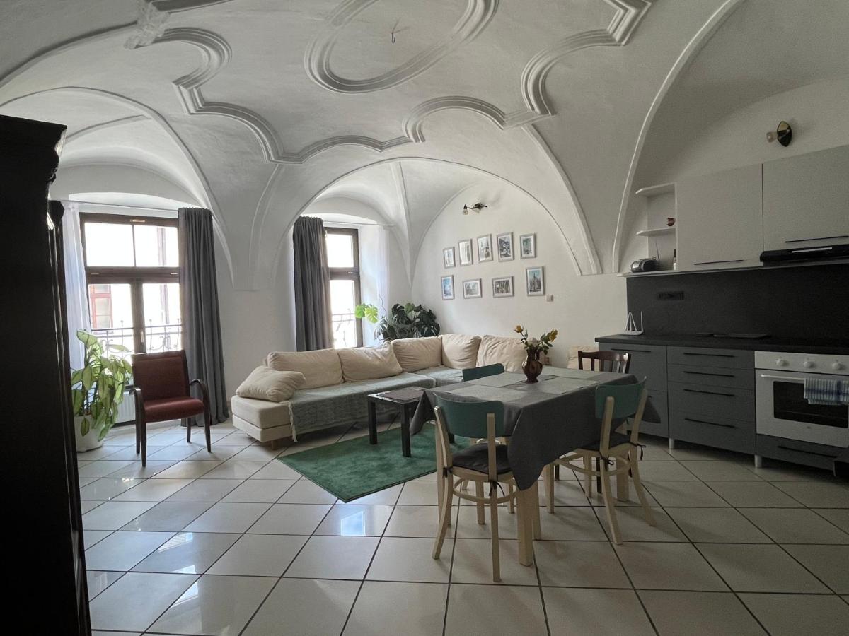 Image 4 of Historický apartmán v centre mesta-2min pešo na námestie