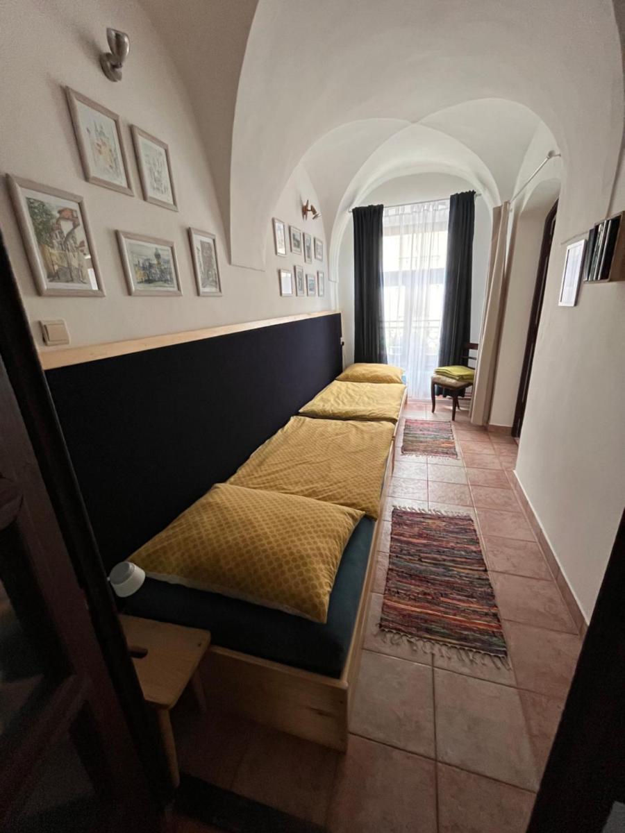 Image 2 of Historický apartmán v centre mesta-2min pešo na námestie