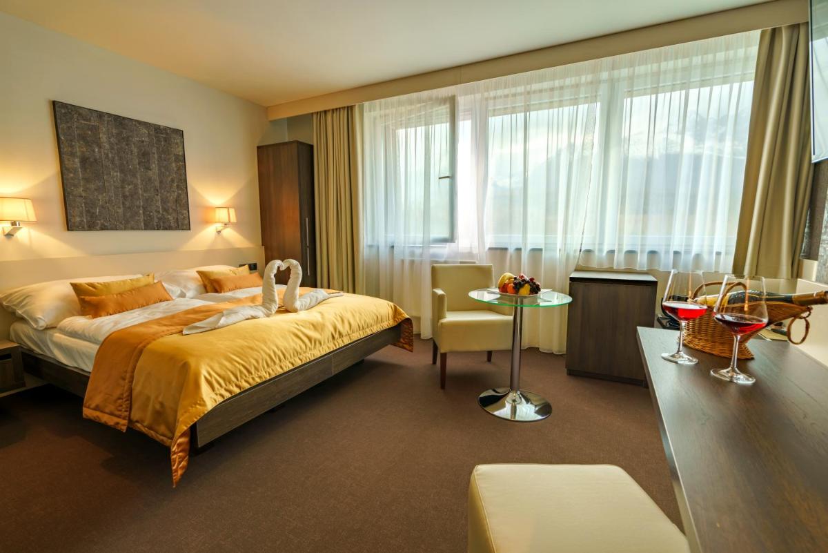 Image 2 of Horizont Resort
