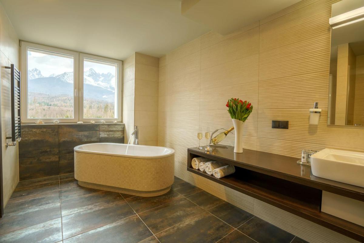 Image 3 of Horizont Resort