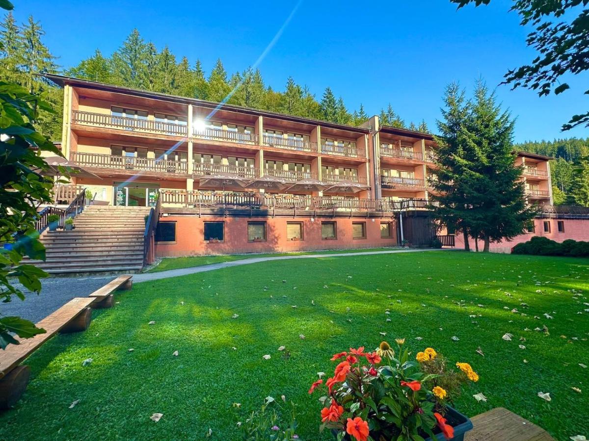 Image 2 of Horský Hotel Podjavorník