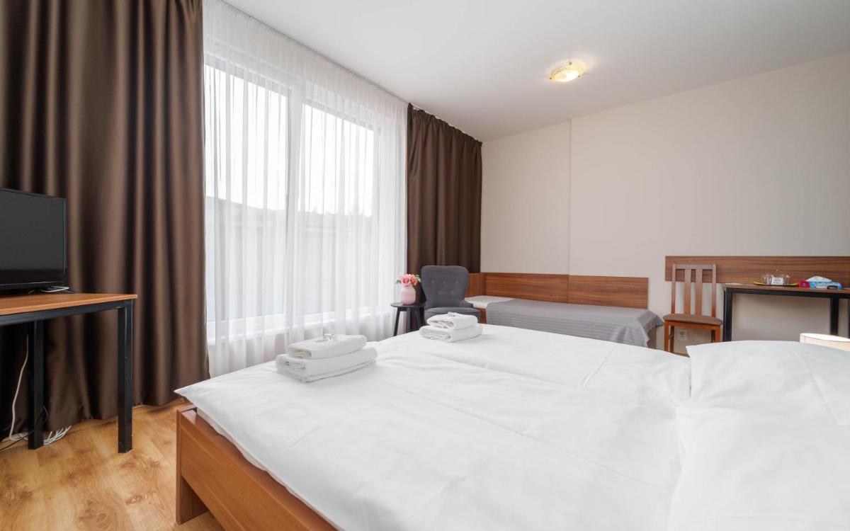 Image 2 of Hotel Aréna