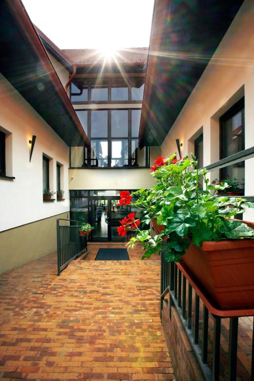Image 1 of Hotel BELASSI