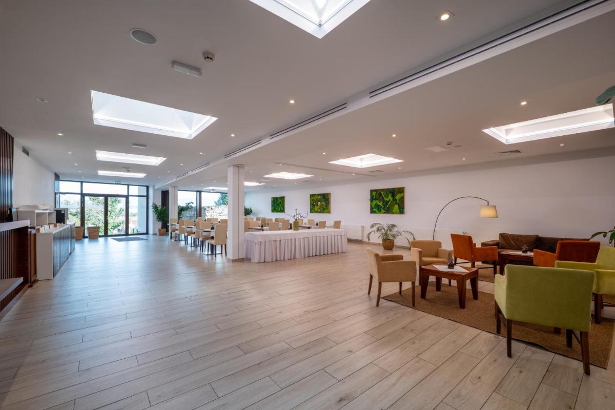 Image 4 of Hotel BELASSI