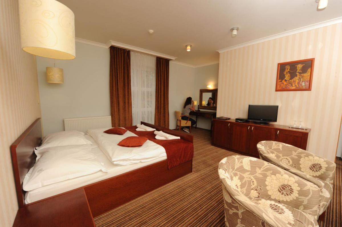 Image 4 of Hotel Encian