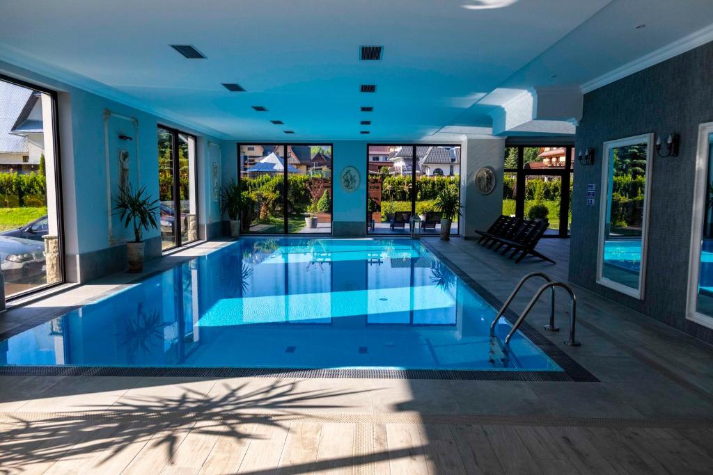 Image 1 of Hotel Paryski Art & Business Zakopane – Basen Jacuzzi Sauna Małpi Gaj