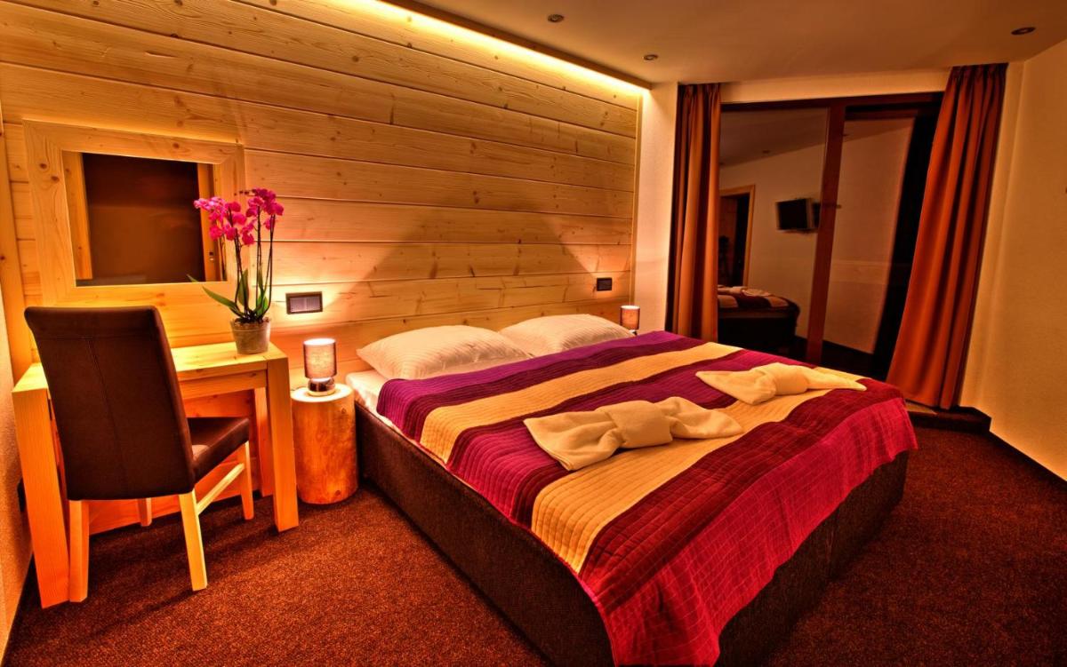 Image 1 of Hotel Pieris