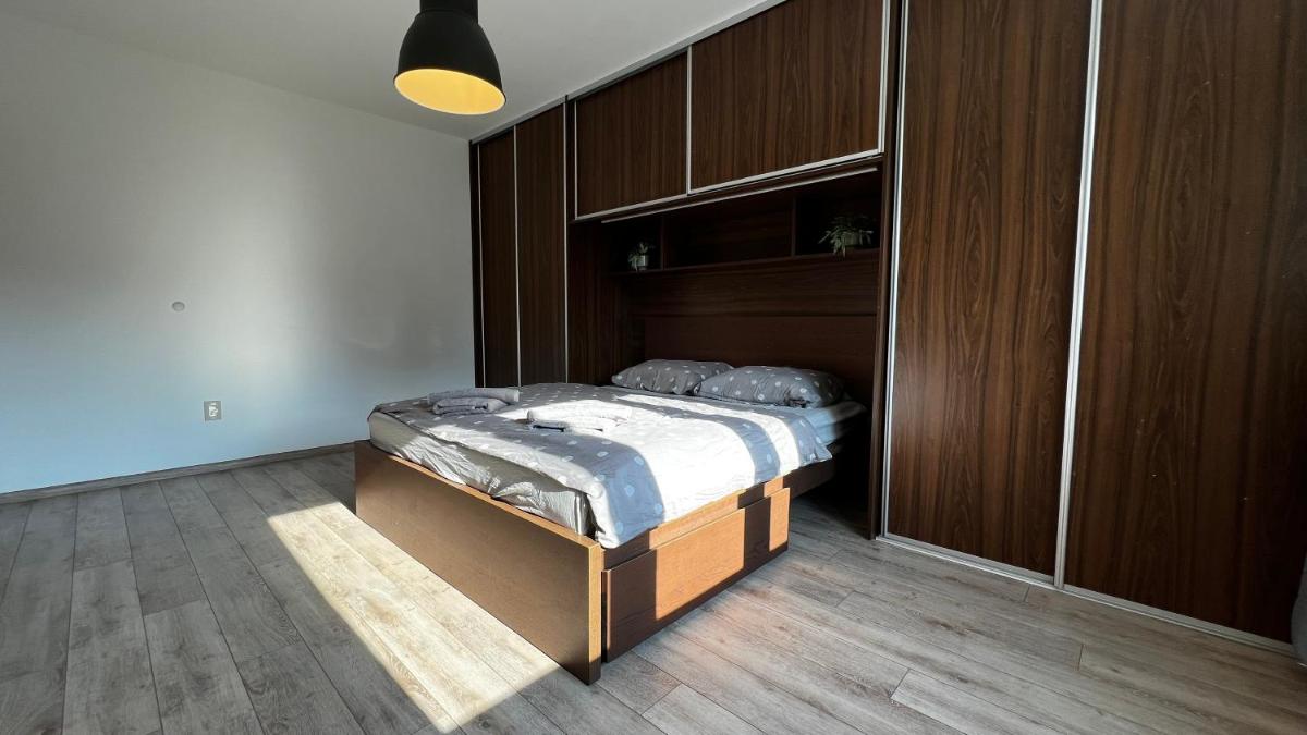 Image 2 of Industrial Apartment I 24hr Self Check-in I Free Parking & Coffee