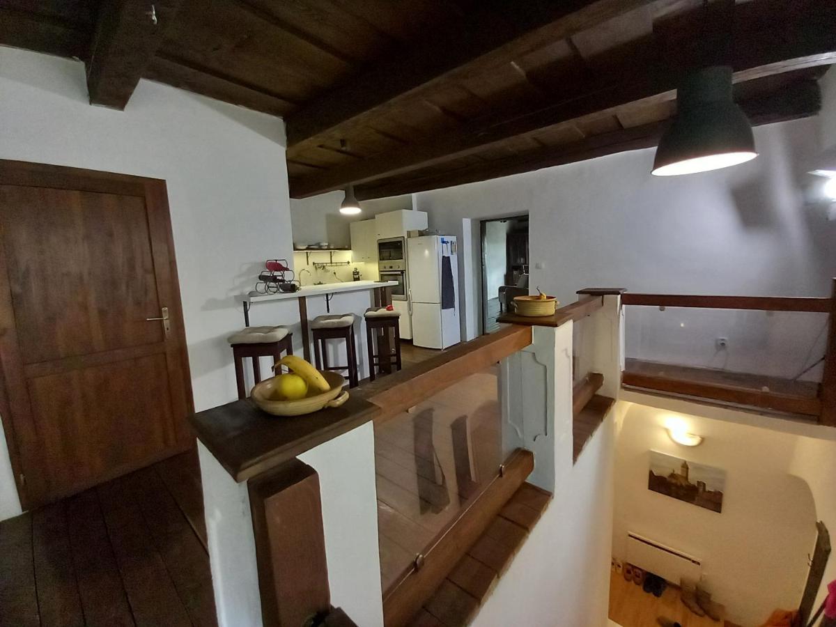 Image 3 of Kiefer Residence