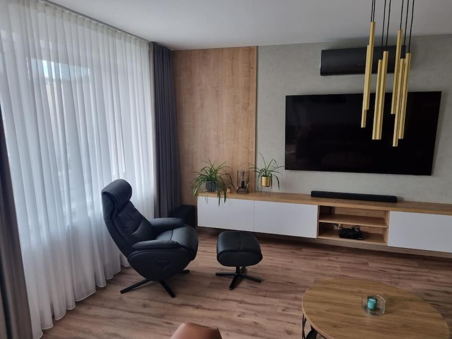 Image 5 of Krásný apartman s vybavením a bezplatným parkovanim