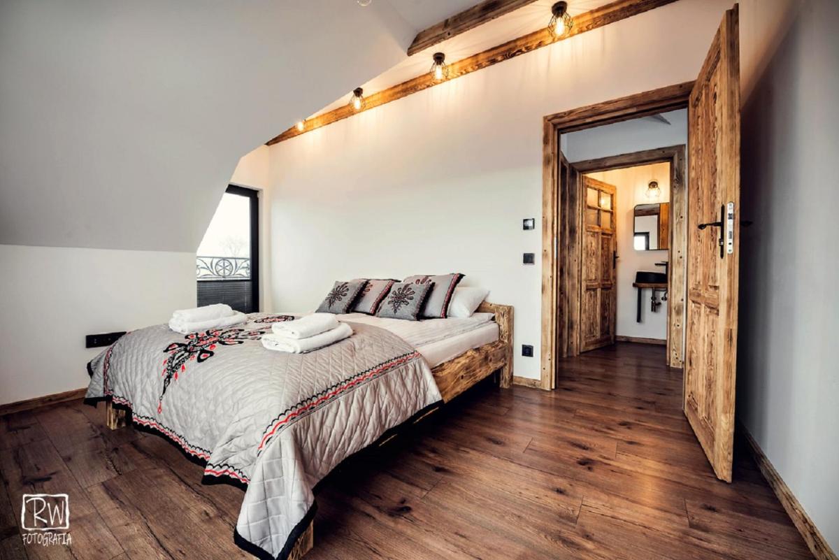 Image 2 of Laura Resort – Luxury Chalets z jacuzzi