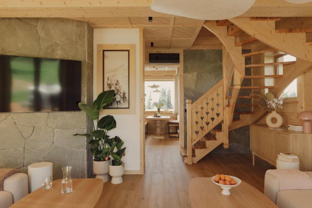 Image 1 of Lovelia – Luxury Mountain Villa with Hot Tub
