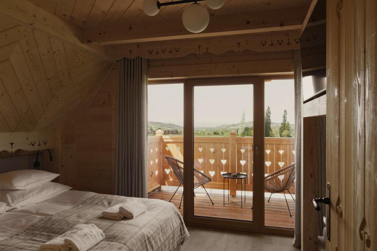 Image 2 of Lovelia – Luxury Mountain Villa with Hot Tub